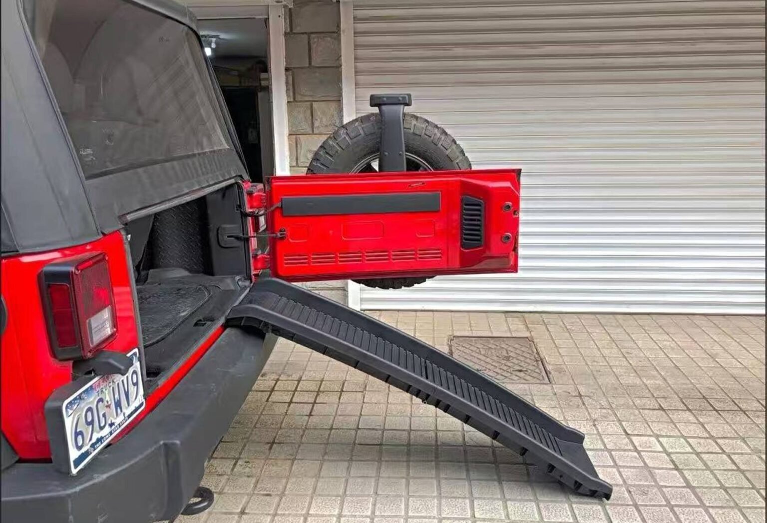 Strong and Stable Pet Ladder